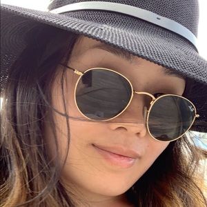 Meet your Posher, Jenny